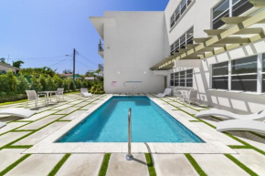 The Crescent at Coral Beach 101 condo